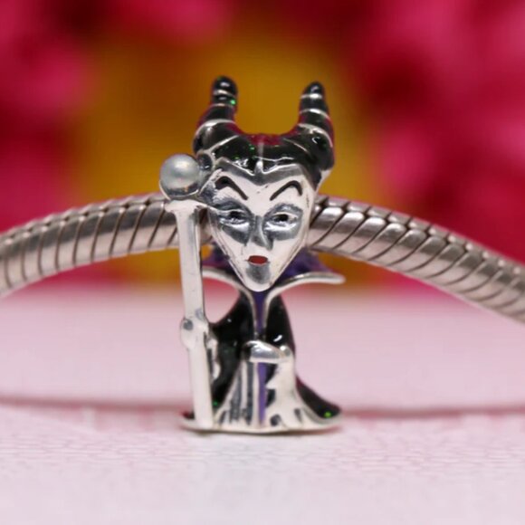PANDORA Maleficent Charm 793423C01 - Picture 1 of 3